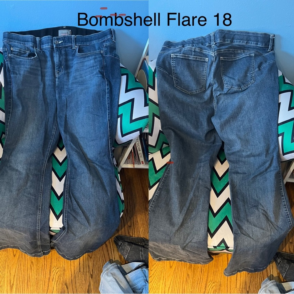Torrid Bombshell Flares Size 18